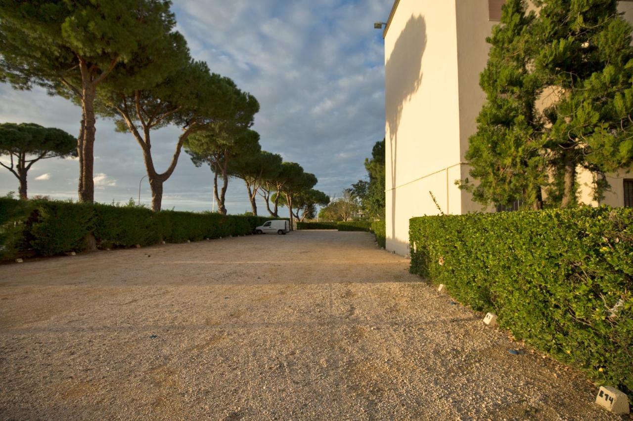 Residence 3 D Lido di Spina Luaran gambar